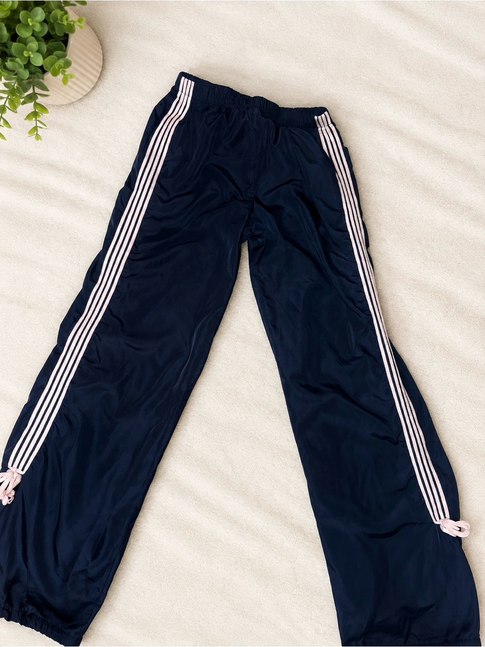 Edikted Navy Side Stripe Track Pants Size Medium Y2K